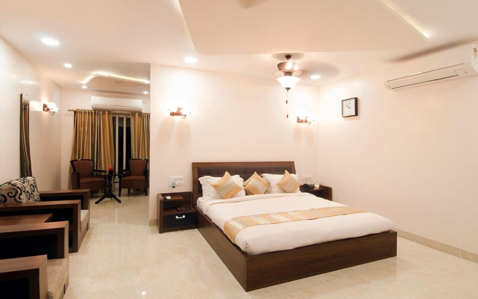 Hotel The Sudesh Raipur  Ngoại thất bức ảnh