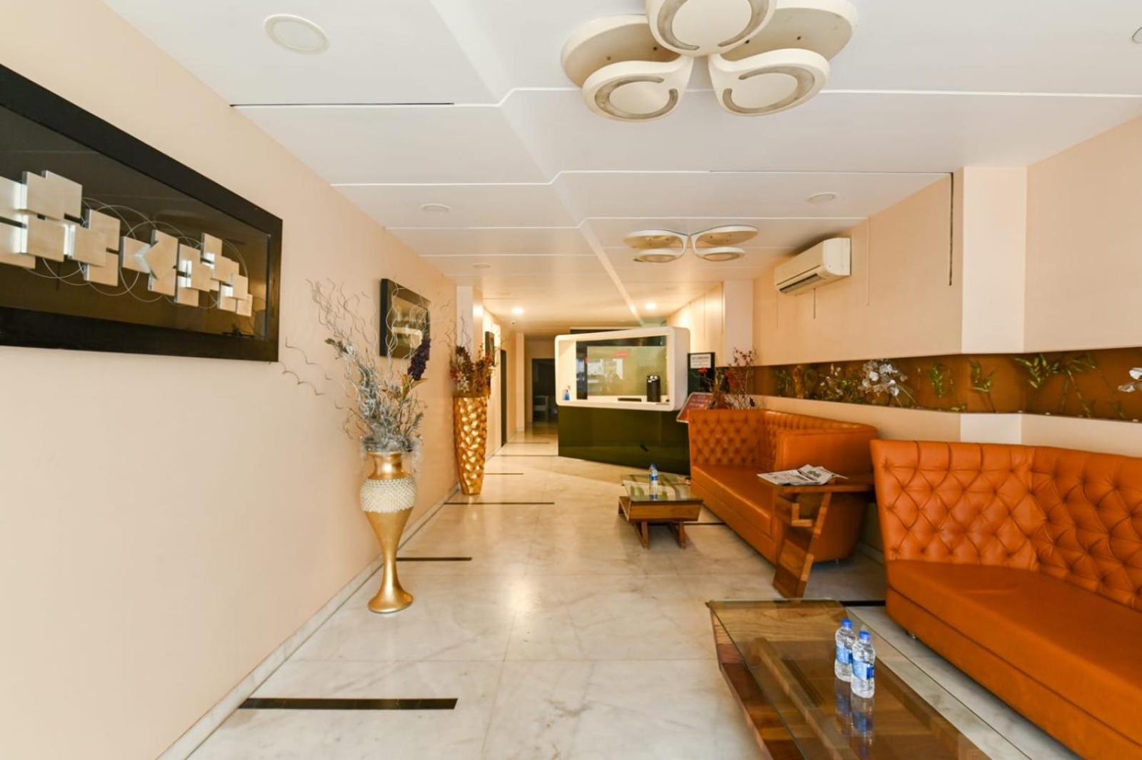 Hotel The Sudesh Raipur  Ngoại thất bức ảnh